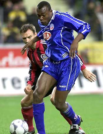 成持續競爭 成持續競爭